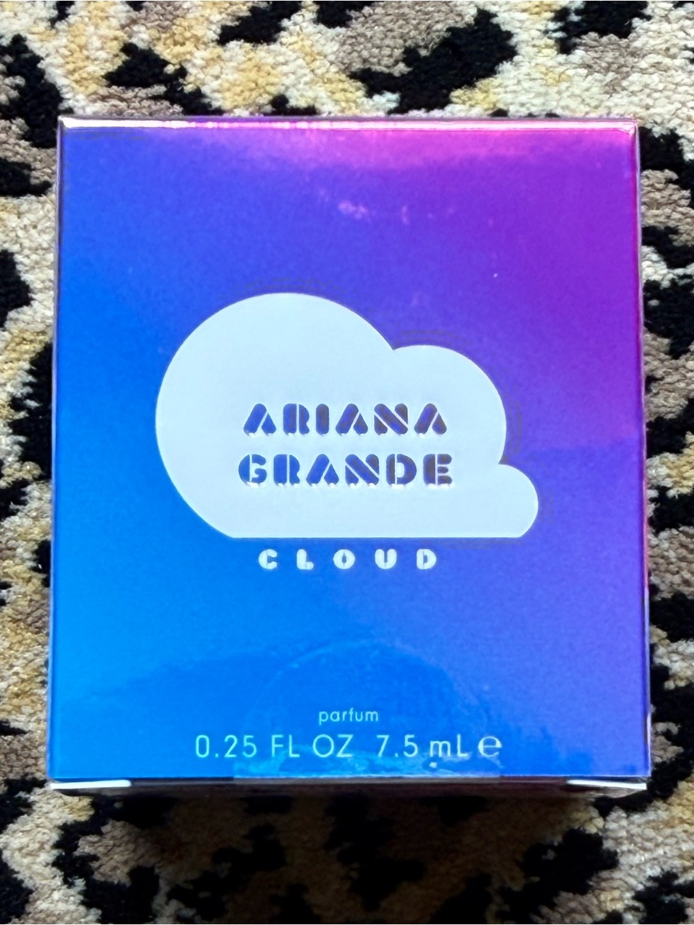 Ariana Grande Cloud (NIB)